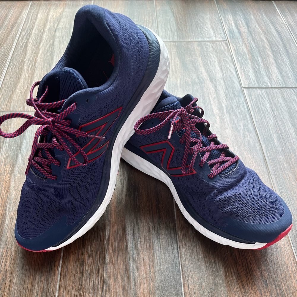 Mens New balance fresh foam 680 shoes